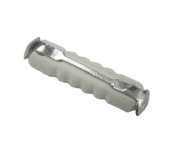 Bezpieczniki C-360: które odpowiadają za co i jak je naprawić