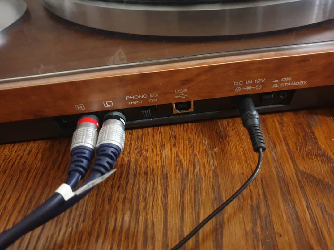 Jak uziemić gramofon bez uziemienia i pozbyć się zakłóceń dźwięku skutecznie