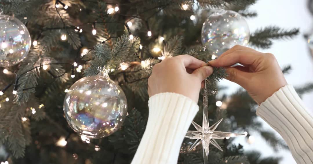 Ile prądu pobierają lampki choinkowe? Zaskakujące różnice w kosztach